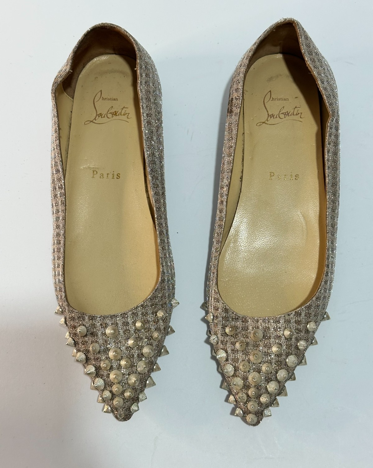 SAOLA Christian Louboutin ballerine 36 argento glitter punta borchie suola rossa scarpe Parigi