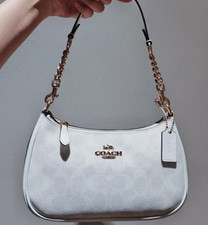 COACH Teri Shoulder Bag CA548 in Signature Canvas white