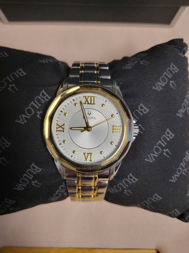 Bulova womens watch, very good condition