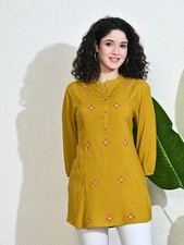 Indian Women BEAUTIFUL Rayon Off White Blue Floral Print Kurta Kurti Top Tunic