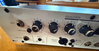 Vintage 1995 PEAVEY SESSION BASS AMP Amplifier Head Made in USA