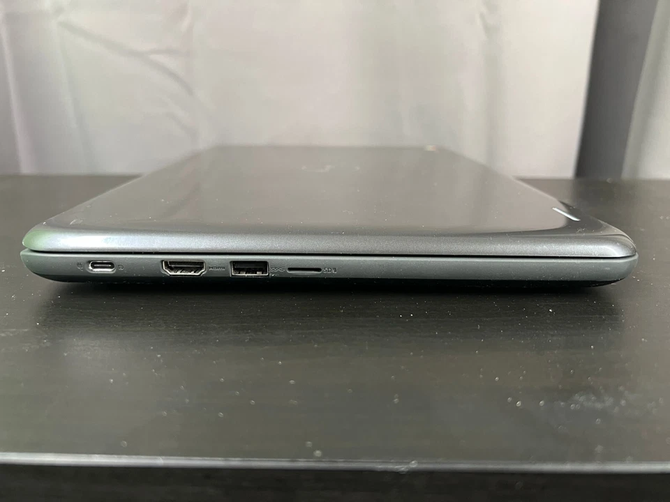 Dell Chromebook 3380 (13.3", Intel 1.60GHz, 4GB, 16GB, ChromeOS) com carregador - Imagem 3 de 4