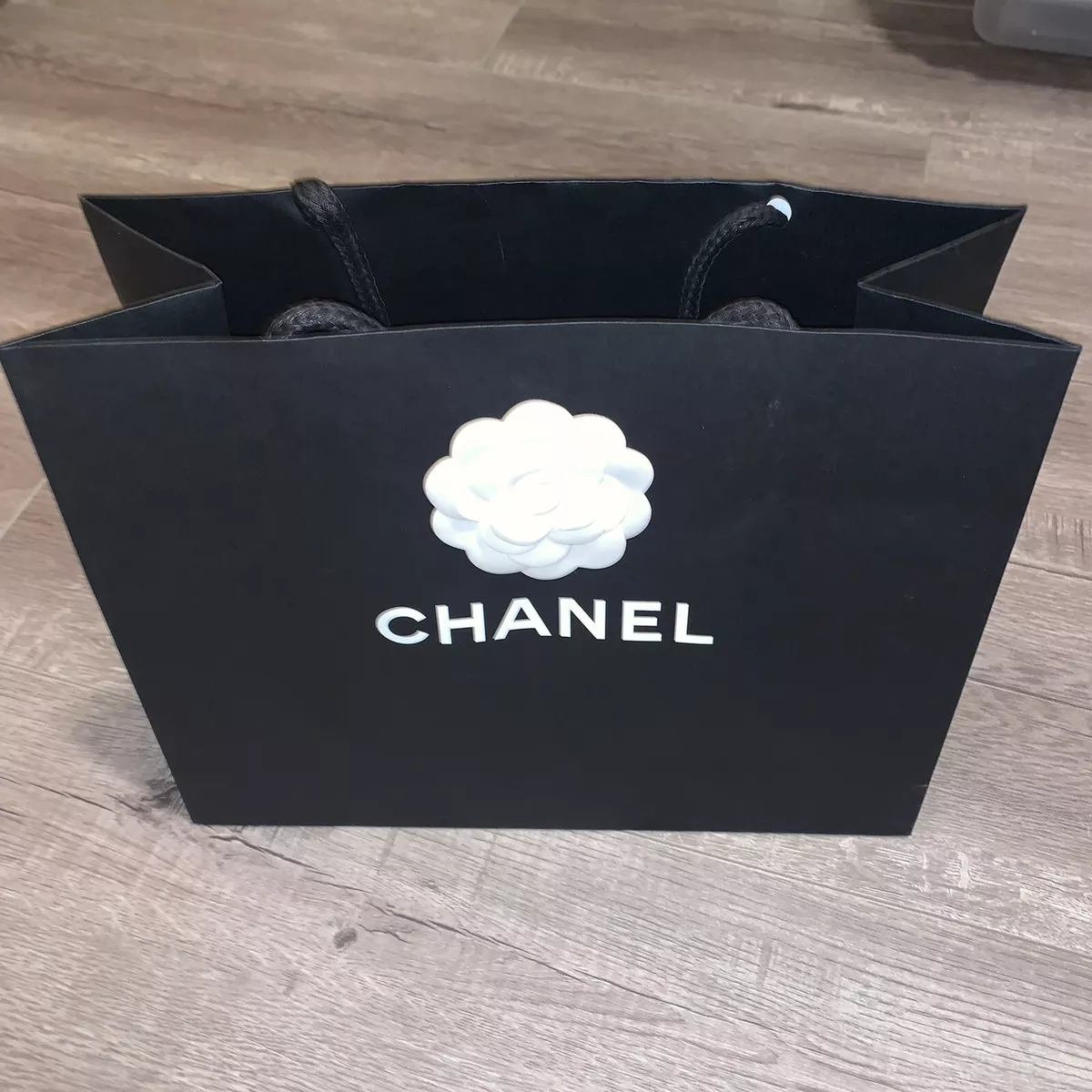 Auth. Chanel paper shopping bag With Flower 12x9.5x5” Size M