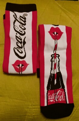 COCA COLA MARKE ROT WEISS SCHWARZ WEIHNACHTEN SOCKEN LIPPEN GLASFLASCHE BRANDNEU CC