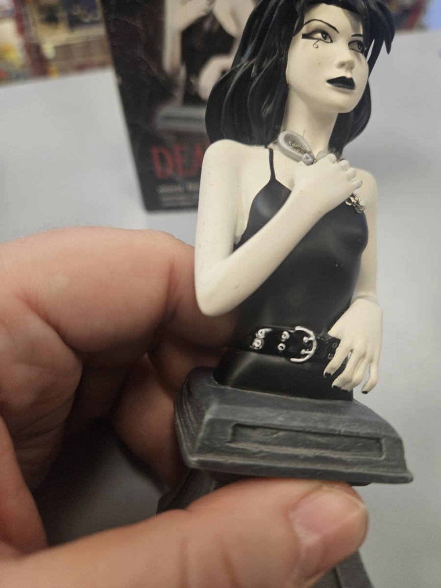 The Sandman Mini Bust Death Of The Endless - DC direct 881