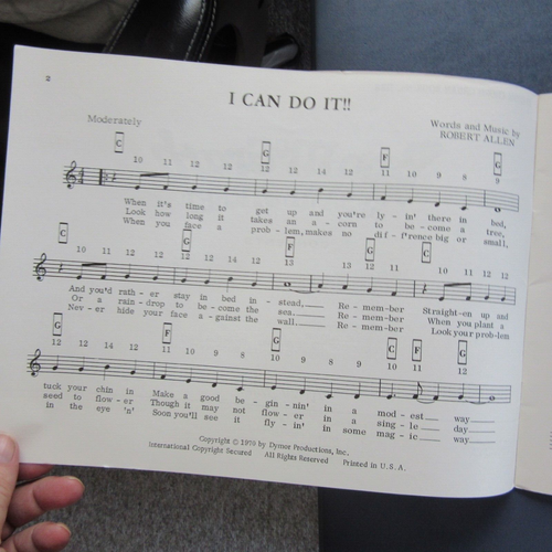 Audion Organs book No. 1188 Bob McGrath from Sesame Street 1970 - Picture 7 of 10