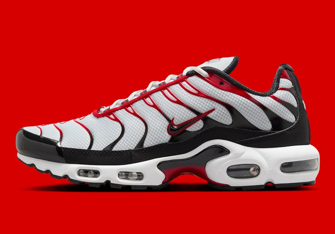 Nike Air Max Plus TN Tuned Pure Platinum University Red Black FN6949-002 sz 7.5