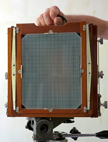 Deardorff 8x10 Camera with 10" Wide Field Ektar in Orange Pelican Case - Picture 6 of 10