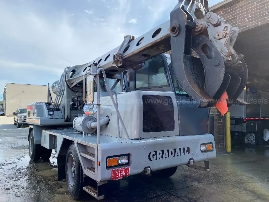 Gradall Grapple Manual Claw Demo Log Mechanical Fixed Thumb with hardware XL3100