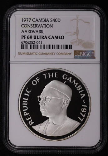 1977 Gambia 40 dalasis Silver Proof Wildlife Series Aardwark - NGC PF 69 UC