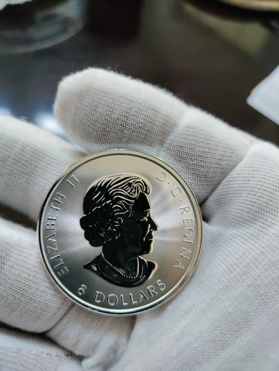 2017 $8 Canada 1.5 oz 9999 Fine Silver Super Leaf Maple Thick Coin