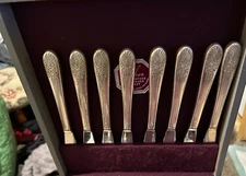 Wm Rogers MFG Co. Marigold / Silver Mist Silverplate Flatware Set of 29 Pieces 