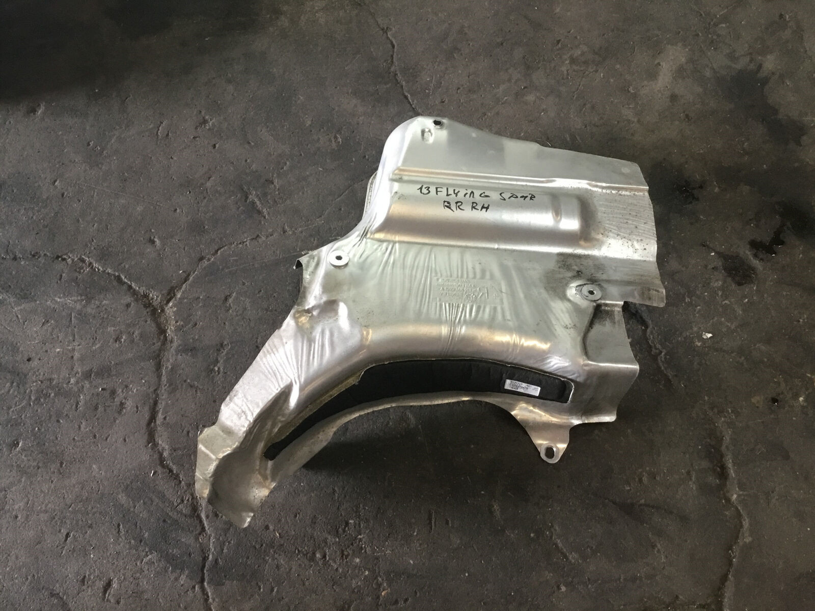 13-18 Bentley Flying Spur W12 Rear Right Heat Shield Sound Damper Cover :Y