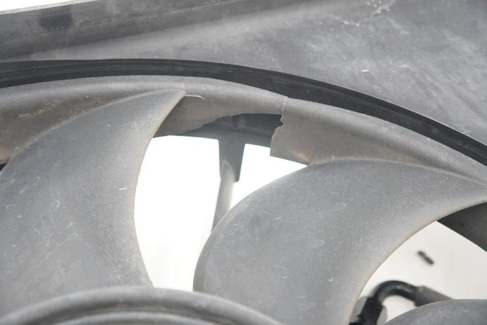 Motor ventilador radiador motor 5290099AD OEM Dodge Viper SRT10 2003-06 *Nota* Foto 2 de 4