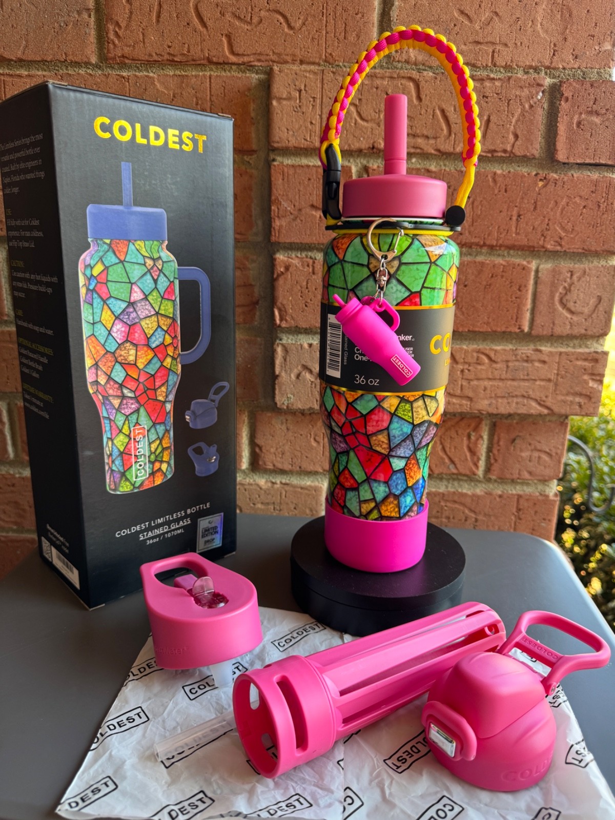 Hot !! SALE 2Day  Rare Coldest 36oz Limitless STAINED GLASS , Leak proof, NIB