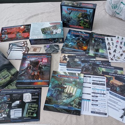Starfinder Role Playing Game w/ Core Rulebook Armory - Beginner Box NO DICE EXC