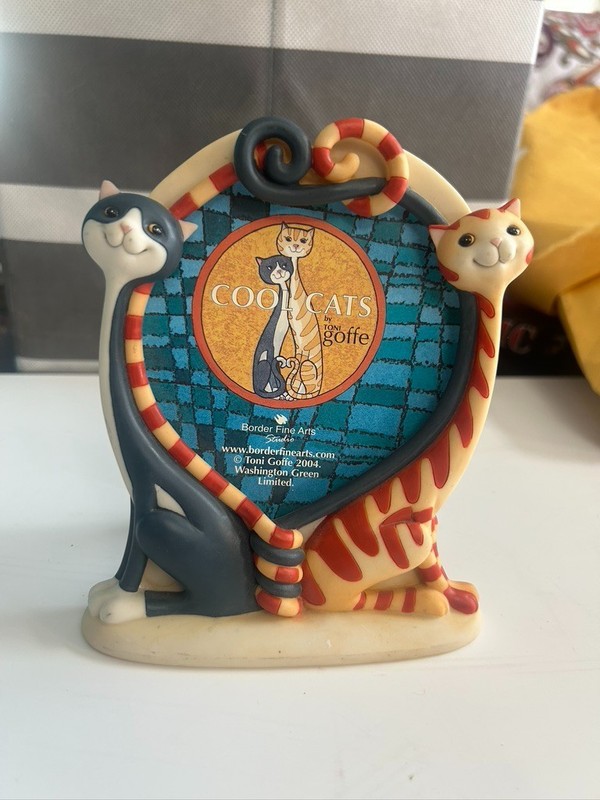 Border Fine Arts Cool Cats Tom & Becky Photo Picture Frame A4435 Toni Goffe 2004