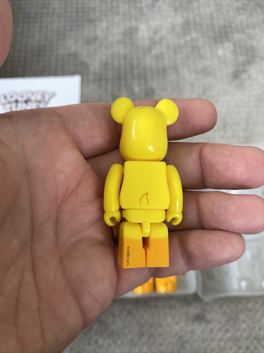 Tweety 100% 400% Bearbrick Medicom Warner Bros WB Looney Tweety 100% 400% Bearbrick Medicom Warner Bros WB Looney