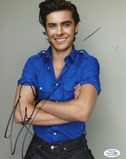 Zac Efron Hot Autographed Signed 8x10 Photo ACOA  #2