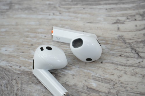 Samsung Galaxy Buds3 SM-R530 True Wireless Bluetooth Earbuds, WHITE EXCELLENT - Zdjęcie 3 z 4