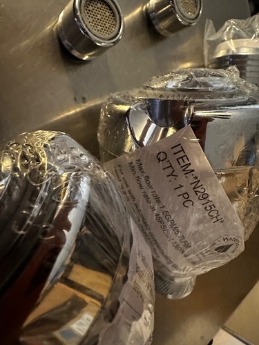 Niagara N2915CH Chrome Shower Heads 1.5 GPM -sealed pack of 2 - Picture 3 of 4