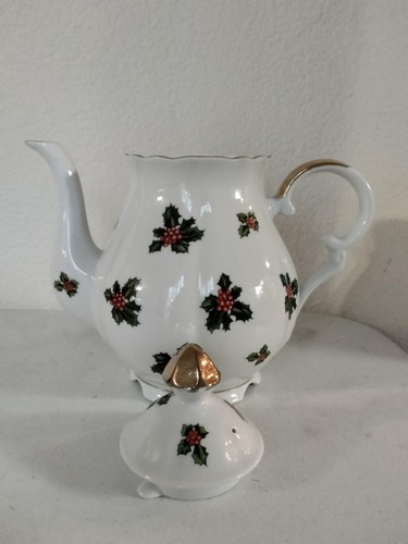 11 Piece Lefton China Holly and Berries Tea Set - Picture 9 of 12