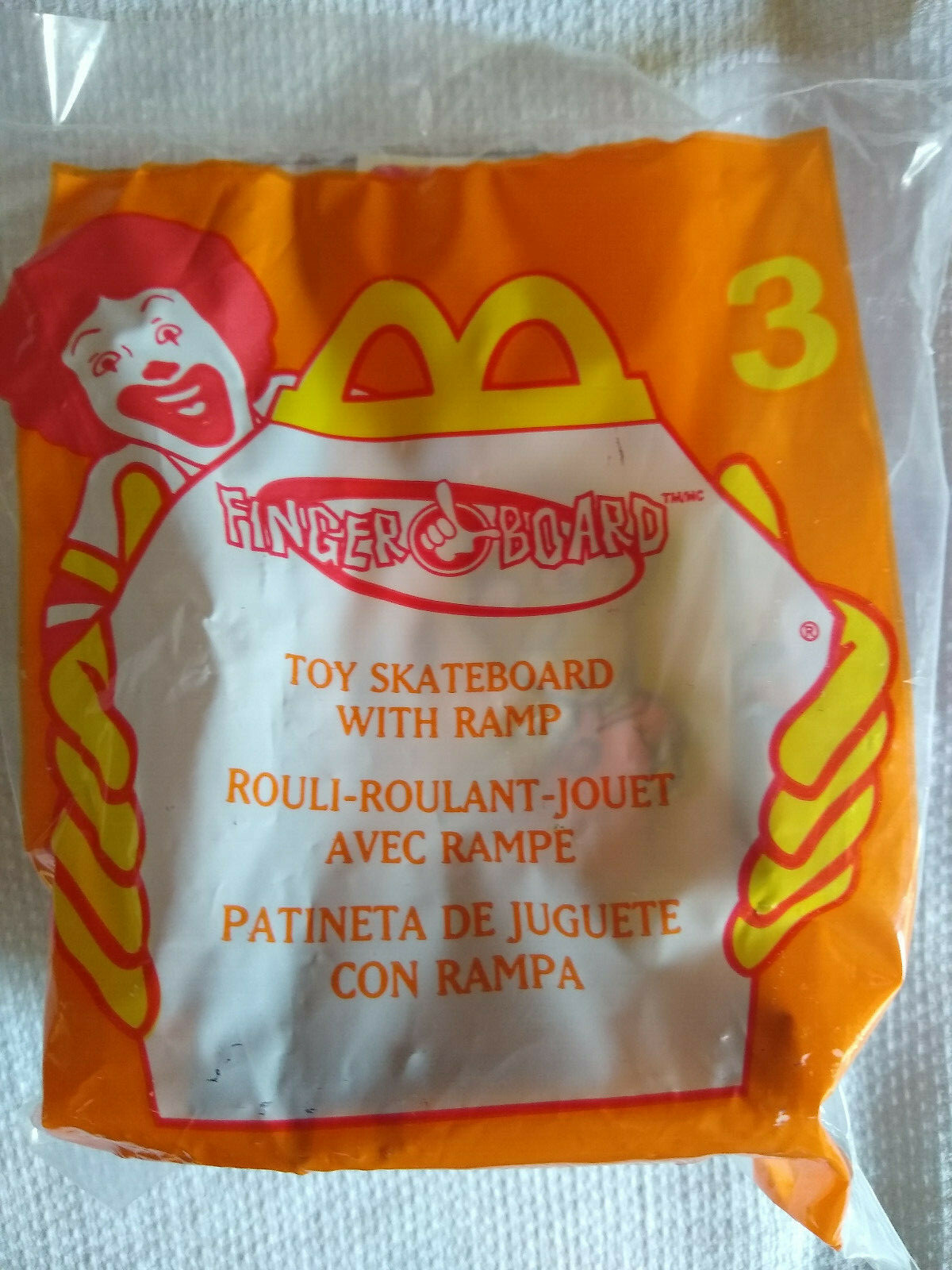 Happy Meal Toy - McDonald's - Finger Board with Ramp #3 - 2000 - Unopened 