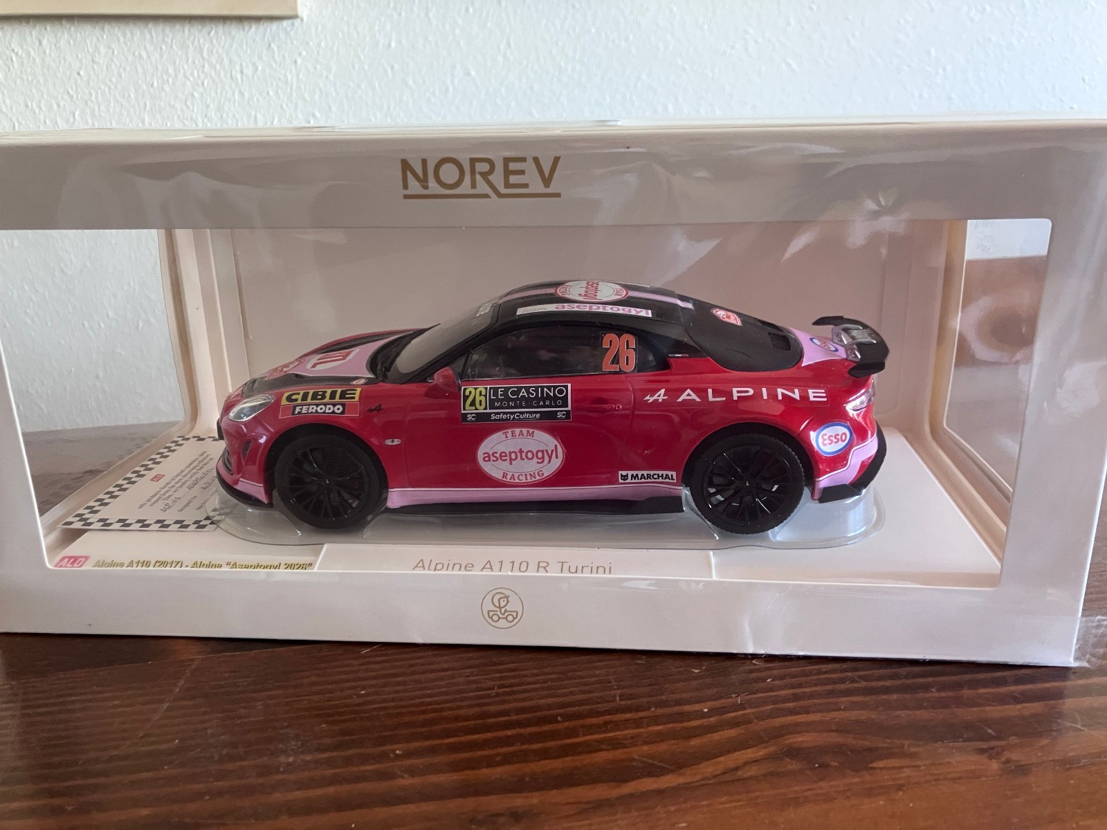 Alpine A110R Turini Norev 1/18 Réplique Auto Rouge Aseptogyl