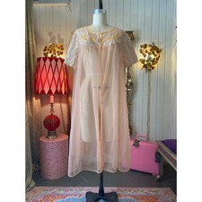 vintage 1950s sheer blush robe, 50s peignoir lingerie , pin up style, boidior, l