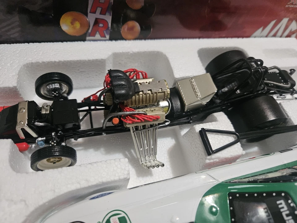 Mac Tools John Force 2002 Mustang смешной автомобиль 1/24 Castrol. ЭТО НОМЕР 1 ИЗ 1800 - Изображение 2 из 4