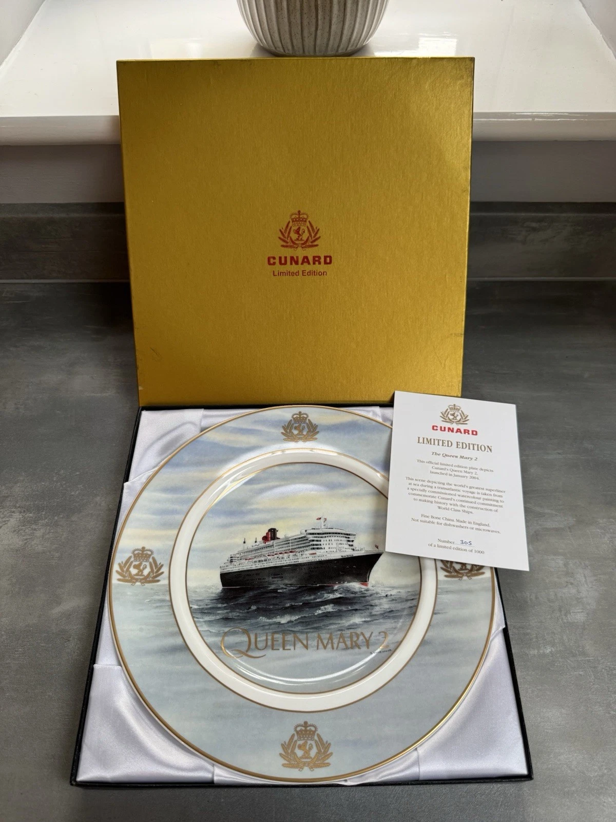 Cunard Queen Mary II QM2 Limited Edition 2004 Plate 10.5" 305/1000 Brand New
