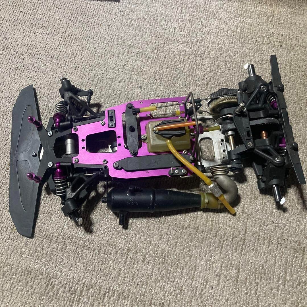 SERPENTサーパント 1⁄8 VECTORベクター エンジンカー フルセット