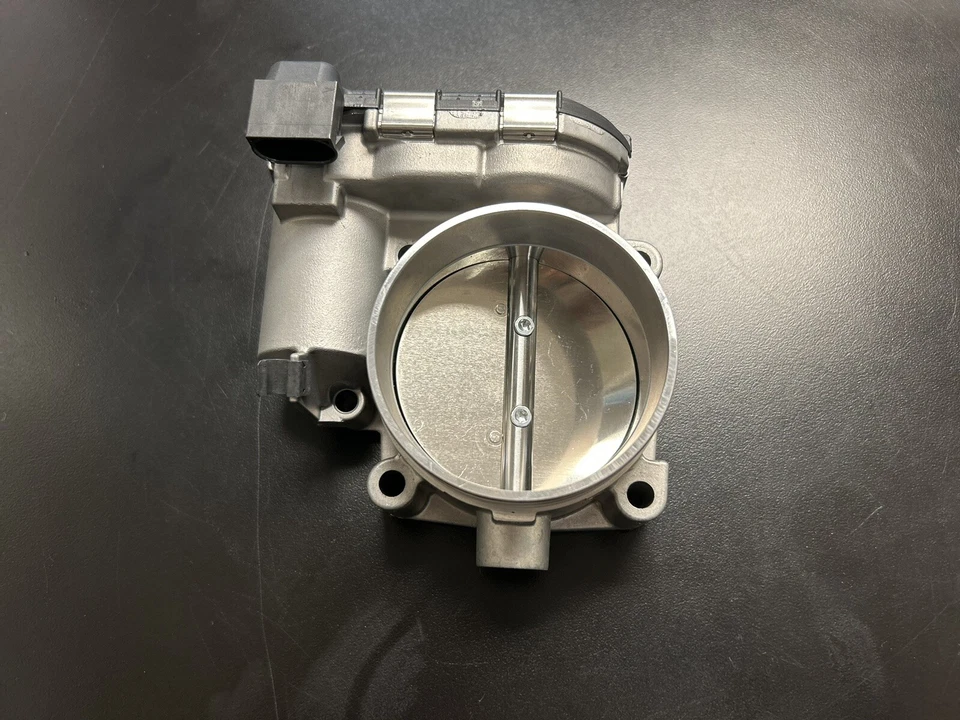 NUEVA CARROCERÍA DEL ACELERADOR BOSCH para PORSCHE Cayenne 6 cilindros o Volkswagen Touareg Foto 4 de 4