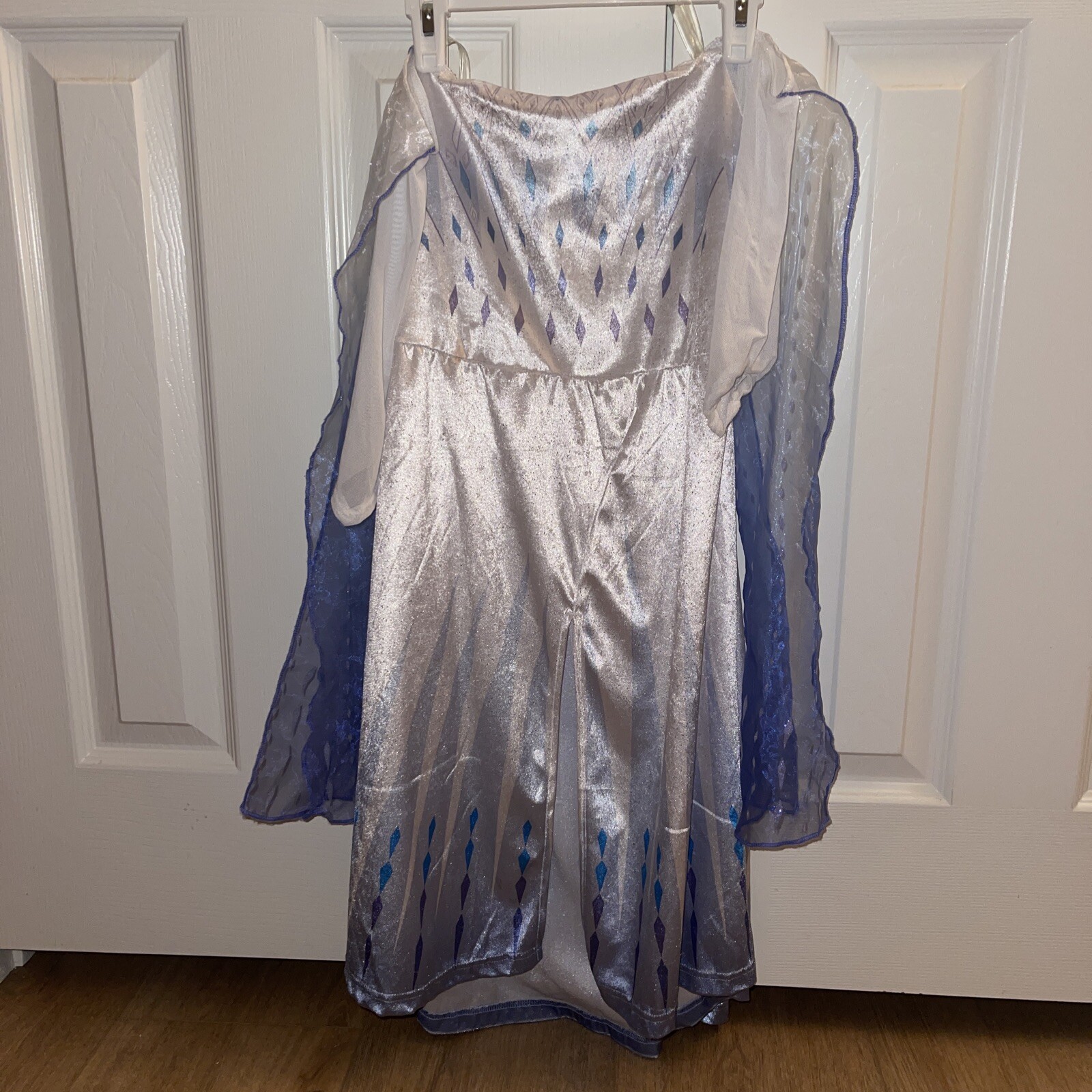 Disney Elsa Frozen 2 Deluxe Girls' Halloween Costume … - Gem