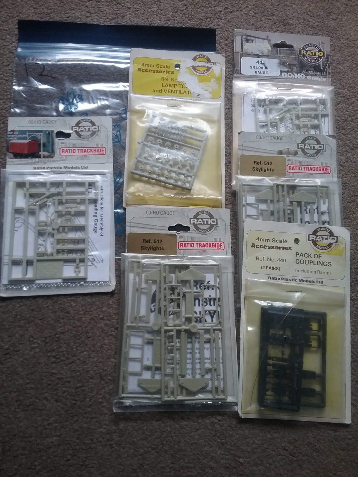 Ratio. 00 gauge. 6 packs of assorted accessories eBay