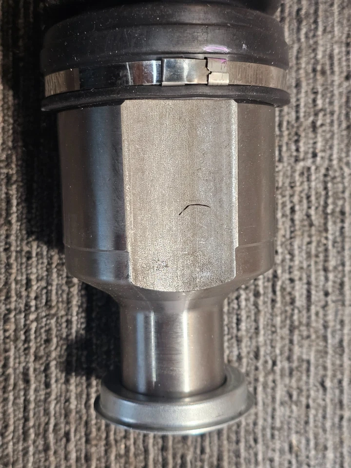 Conjunto de eje Cardone 3557 CV para Chrysler 300 Dodge Challenger Foto 2 de 4