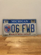 LICENSE PLATES    MICHIGAN  WORLDS MOTOR CAPITAL 06 FWB