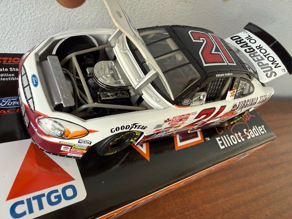 どっしり鮮やか！　アメストロ② XRARE Elliott Sadler #21 CITGO 2000 VIRGINIA TECH WOOD BROTHERS