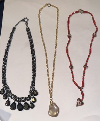 vintage fashion and custome jwellery