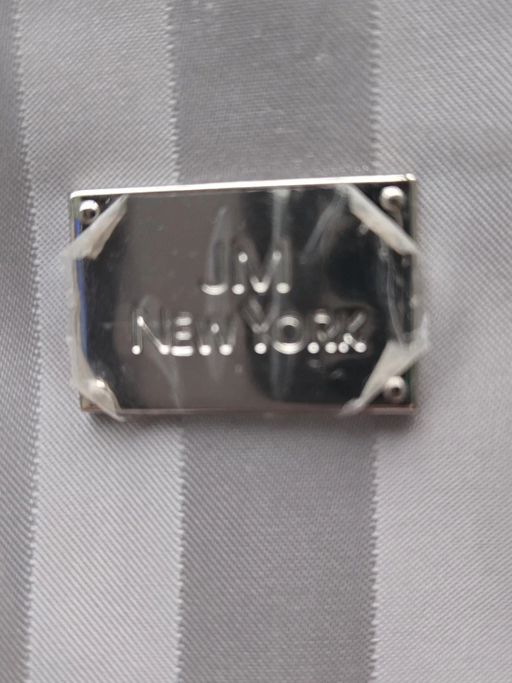 JM New York Roll up Cosmetic/Jewelry Travel Case 4 Pouches Gray&Silver 8.5"x5"x5 - Image 4 of 4