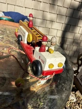 1960s HTF Playskool Wooden Fire Engine 468 Pull Toy w 3 Figures & Original Pull