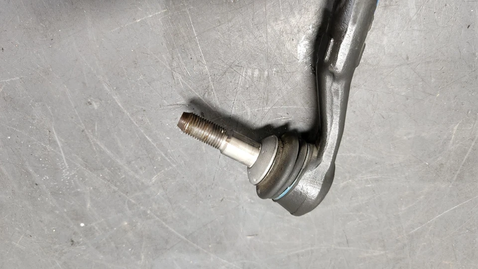 ✅ OEM BMW E88 E90 E93 TRACCIÓN TRASERA PASAJERO LADO DERECHO BARRA DE AMARRE INTERIOR EXTERIOR CON BOTA Foto 3 de 4