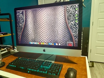 Apple iMac 27'' 5K 2020 i9 10-Core 40GB RAM 1TB SSD Radeon Pro 5700 XT