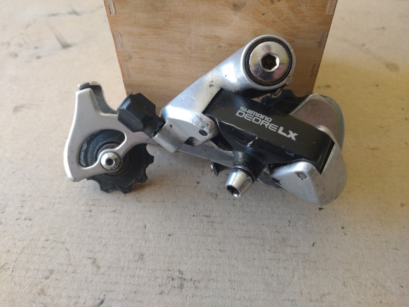 Retro Shimano Deore LX Rear Derailleur RD-M550 6-8 Speed Medium Cage 