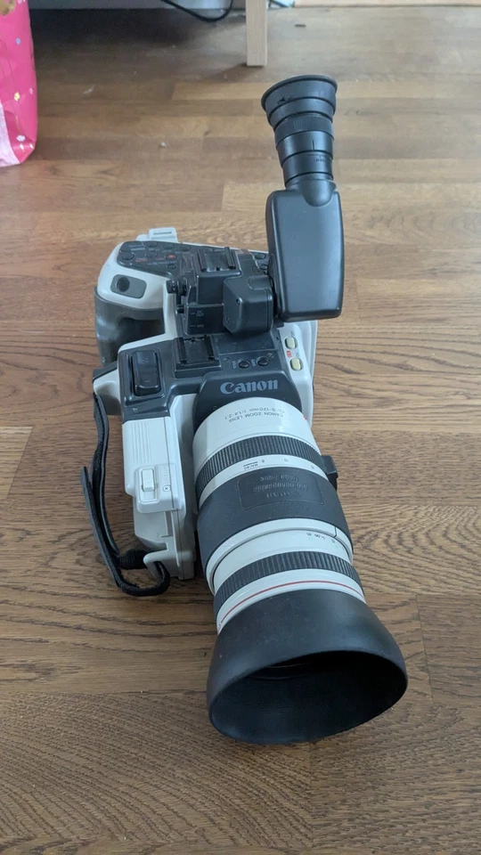 Canon Canovision EX1 HI8 8mm Video Camera. - Image 3 of 3