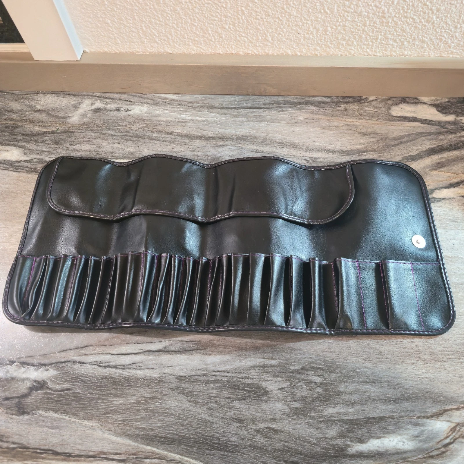 Beauty Creations Black Faux Leather Makeup Brush Case Holder – Empty