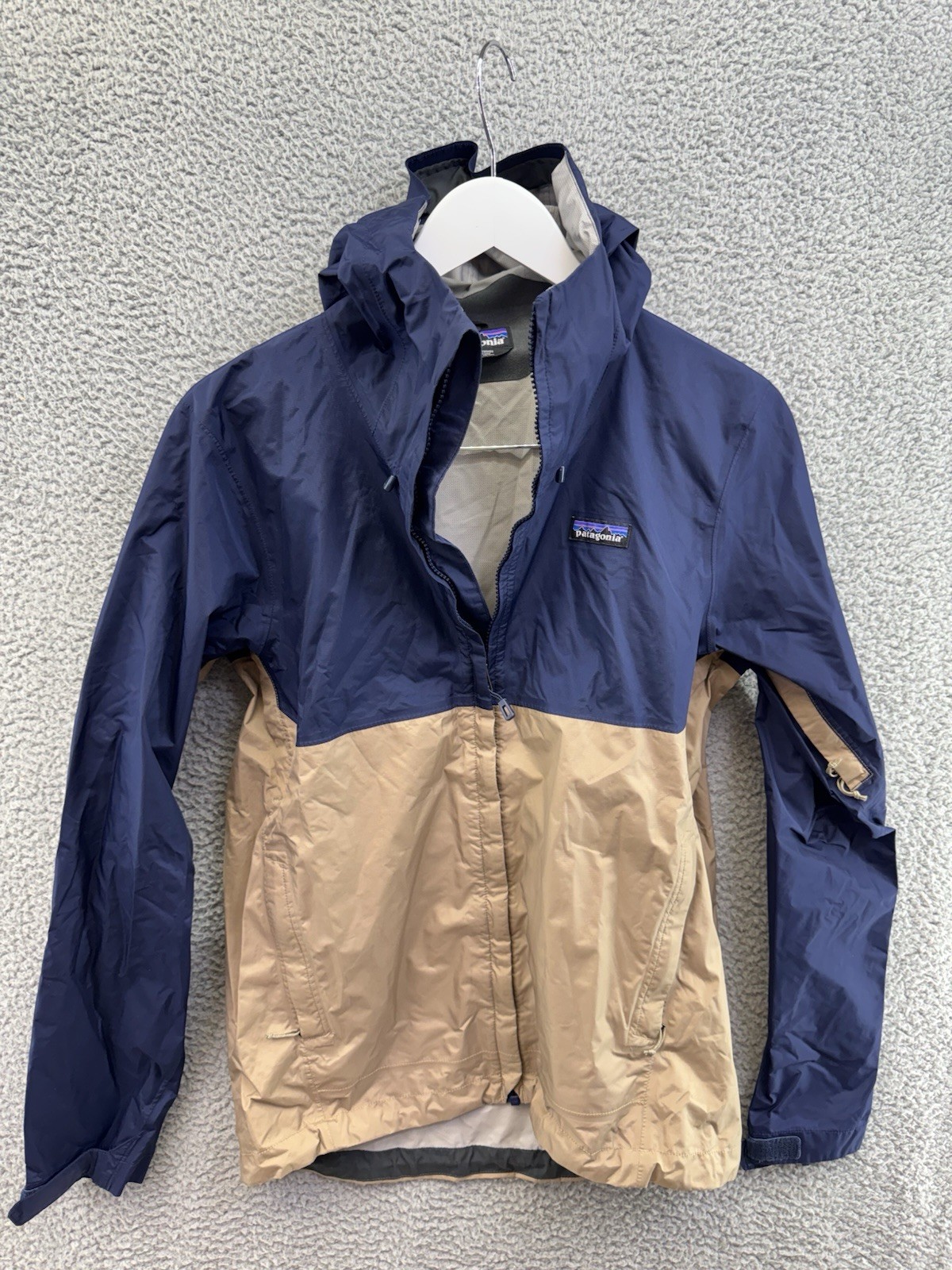 Patagonia Mens Brown Dark Blue Waterproof Lightweight Hooded Jacket Size S POE