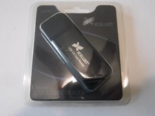 XcellonGear Portable USB 3.0 SD HC SDXC Card Reader
