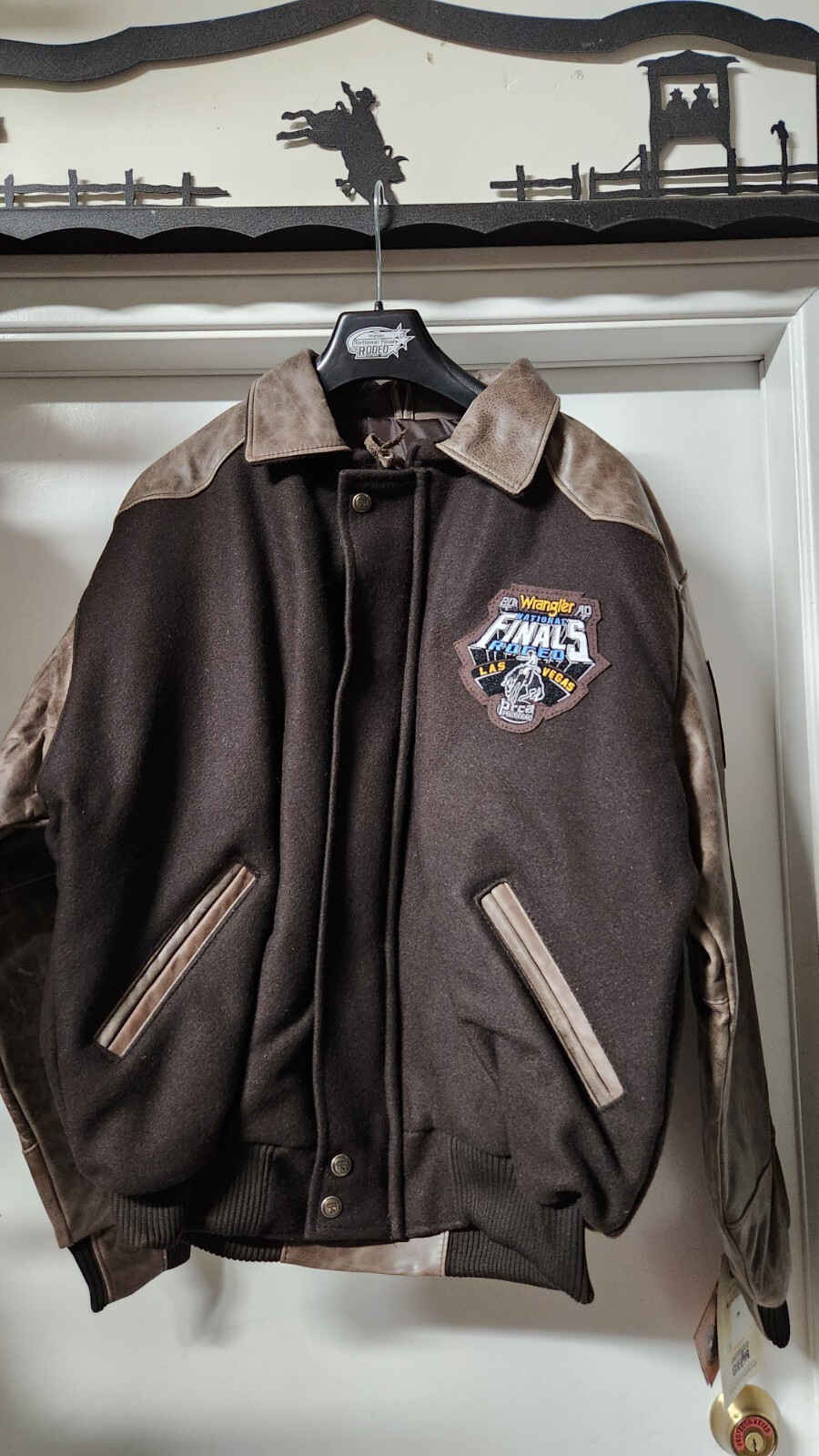 Wrangler NFR 2010 Rodeo Contestant Bomber Jacket Beige Leather & wool New Size M