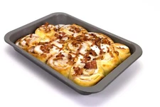 Oven Baking Casserole Pan - Metal Utensil Safe - Ceramic Non-Stick 13 x 9 Inch